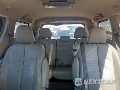 Zdjęcie 10 z 15 samochodu: 2011 TOYOTA SIENNA XLE VIN:5TDYK3DC5BS005732 - miniatura