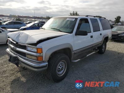 1999 CHEVROLET SUBURBAN K2500 1GNGK26J1XJ542188 - główne zdjęcie licytacji z USA - miniatura