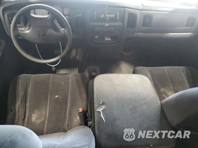 Zdjęcie 8 z 12 samochodu: 2003 DODGE RAM 1500 ST VIN:1D7HU18N43S134845 - miniatura