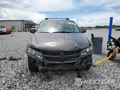 Piąte zdjęcie samochodu w środku: 2020 DODGE JOURNEY CROSSROAD VIN:3C4PDCGB3LT261111 - miniatura