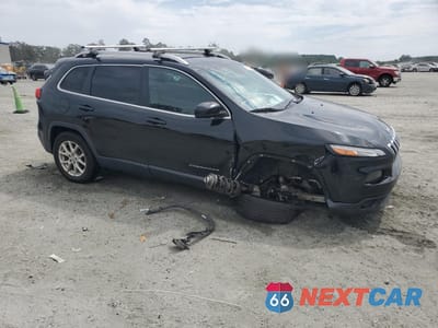 Czwarte zdjęcie samochodu z boku: 2017 JEEP CHEROKEE LATITUDE VIN:1C4PJMCB4HW584301 - miniatura