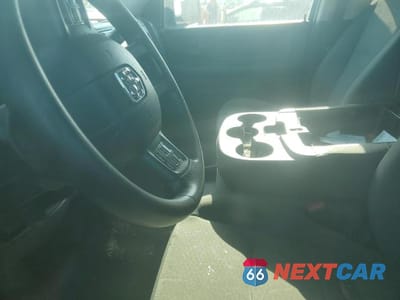 Zdjęcie 7 z 12 samochodu: 2017 RAM 1500 ST VIN:3C6RR7KT2HG783902 - miniatura