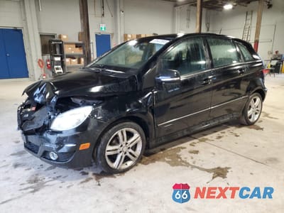 2011 MERCEDES-BENZ B200 WDDFH3DB7BJ704568 - główne zdjęcie licytacji z USA - miniatura