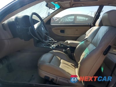 Zdjęcie 7 z 14 samochodu: 1998 BMW 328 IS VIN:WBABG1320WET06227 - miniatura