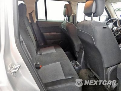 Zdjęcie 11 z 14 samochodu: 2014 JEEP PATRIOT LATITUDE VIN:1C4NJPFB2ED624287 - miniatura