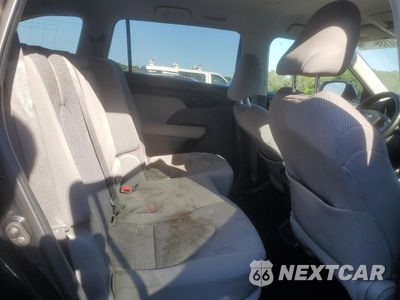 Zdjęcie 11 z 17 samochodu: 2022 TOYOTA HIGHLANDER L VIN:5TDBZRBH1NS572074 - miniatura