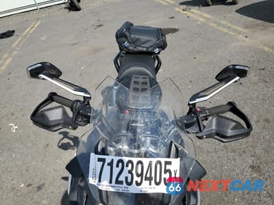 Piąte zdjęcie samochodu w środku: 2022 BMW R 1250 GS VIN:WB10M030XN6F38290 - miniatura
