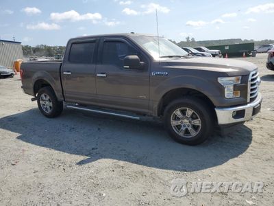 Czwarte zdjęcie samochodu z boku: 2017 FORD F150 SUPERCREW VIN:1FTEW1EGXHKE43921 - miniatura