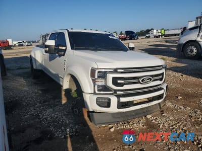 Czwarte zdjęcie samochodu z boku: 2020 FORD F450 SUPER DUTY VIN:1FT8W4DT2LEC91573 - miniatura
