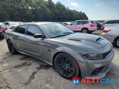 Czwarte zdjęcie samochodu z boku: 2023 DODGE CHARGER SRT HELLCAT VIN:2C3CDXL95PH682811 - miniatura