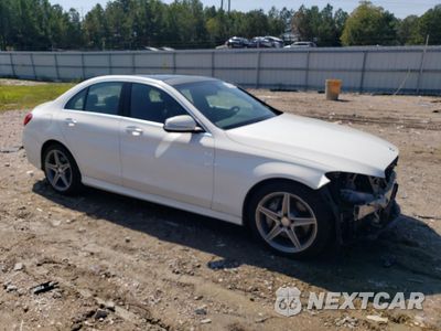 Czwarte zdjęcie samochodu z boku: 2015 MERCEDES-BENZ C 300 4MATIC VIN:55SWF4KB9FU014101 - miniatura