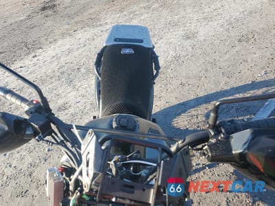 Piąte zdjęcie samochodu w środku: 2024 KAWASAKI KL650 M VIN:ML5KLEM19RDA30486 - miniatura