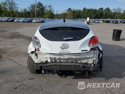 Zdjęcie 6 z 15 samochodu: 2013 HYUNDAI VELOSTER VIN:KMHTC6AD4DU108401 - miniatura