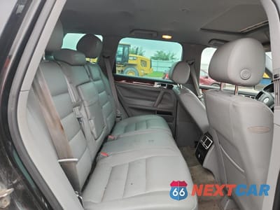 Zdjęcie 11 z 13 samochodu: 2004 VOLKSWAGEN TOUAREG 3.2 VIN:WVGBC67L24D023910 - miniatura