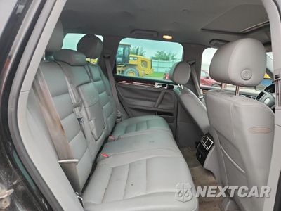 Zdjęcie 11 z 13 samochodu: 2004 VOLKSWAGEN TOUAREG 3.2 VIN:WVGBC67L24D023910 - miniatura