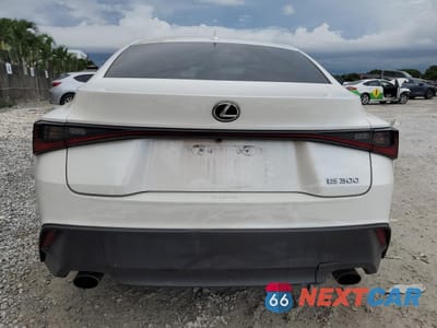 Zdjęcie 6 z 14 samochodu: 2022 LEXUS IS 300 VIN:JTHAA1D26N5119604 - miniatura