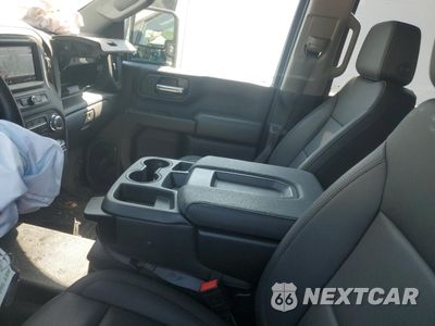 Zdjęcie 8 z 13 samochodu: 2025 GMC SIERRA K3500 VIN:1GT4USE71SF220450 - miniatura