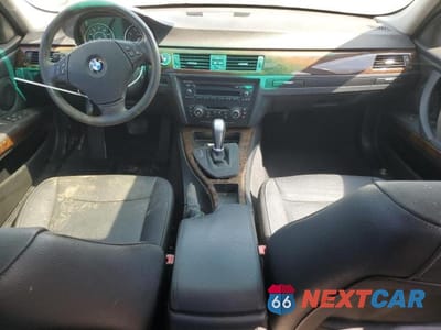 Zdjęcie 8 z 12 samochodu: 2011 BMW 328 XI VIN:WBAPK7C54BF087181 - miniatura