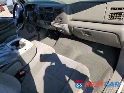 Zdjęcie 8 z 13 samochodu: 2004 FORD F250 SUPER DUTY VIN:1FTNF20P54EA88985 - miniatura