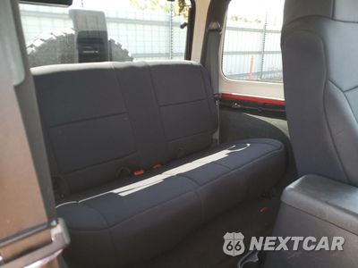 Zdjęcie 10 z 14 samochodu: 2004 JEEP WRANGLER / TJ SPORT VIN:1J4FA49S34P716708 - miniatura
