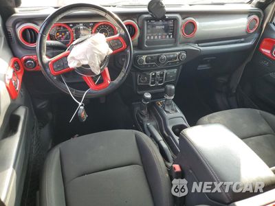 Zdjęcie 8 z 16 samochodu: 2020 JEEP WRANGLER UNLIMITED SAHARA VIN:1C4HJXEN7LW240242 - miniatura