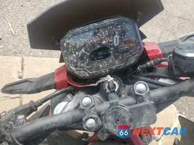 Zdjęcie 7 z 10 samochodu: 2025 KAWASAKI ER500 VIN:ML5ERGF14SDA44287 - miniatura