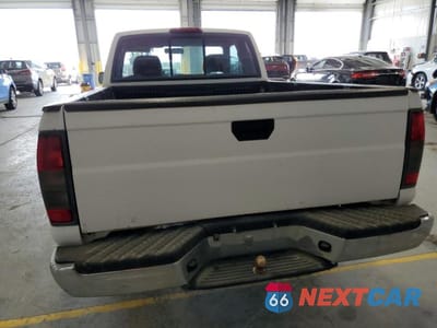 Zdjęcie 6 z 12 samochodu: 2000 NISSAN FRONTIER KING CAB XE VIN:1N6DD26S4YC367260 - miniatura