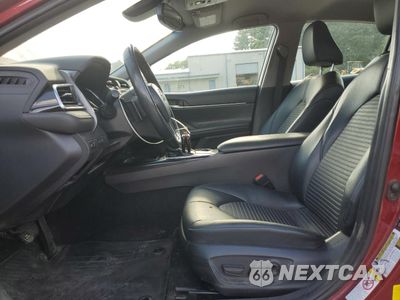 Zdjęcie 7 z 13 samochodu: 2018 TOYOTA CAMRY L VIN:4T1B11HK8JU666093 - miniatura