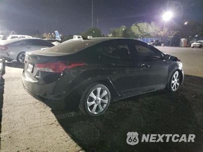 Trzecie zdjęcie samochodu z tyłu: 2013 HYUNDAI ELANTRA GLS VIN:5NPDH4AE1DH301624 - miniatura