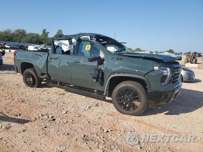 Czwarte zdjęcie samochodu z boku: 2025 CHEVROLET SILVERADO K2500 HEAVY DUTY LTZ VIN:1GC1KPEY0SF297938 - miniatura