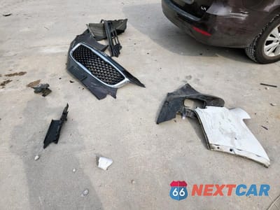 Zdjęcie 13 z 14 samochodu: 2018 KIA SEDONA LX VIN:KNDMB5C1XJ6379617 - miniatura
