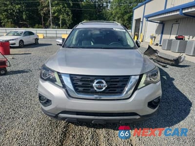 Piąte zdjęcie samochodu w środku: 2018 NISSAN PATHFINDER S VIN:5N1DR2MN5JC605846 - miniatura