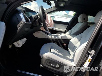 Zdjęcie 7 z 16 samochodu: 2025 BMW X6 XDRIVE40I VIN:5UX33EX0XS9Z03745 - miniatura