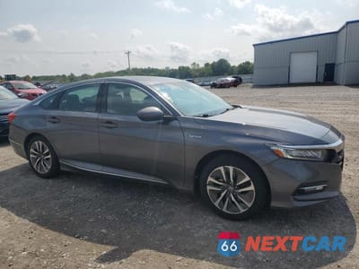 Czwarte zdjęcie samochodu z boku: 2019 HONDA ACCORD HYBRID EX VIN:1HGCV3F4XKA013217 - miniatura