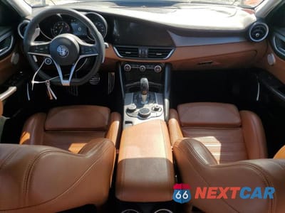 Zdjęcie 8 z 12 samochodu: 2017 ALFA ROMEO GIULIA TI VIN:ZARFAECN0H7560394 - miniatura