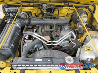 Zdjęcie 11 z 12 samochodu: 2004 JEEP WRANGLER X VIN:1J4FA39SX4P746458 - miniatura