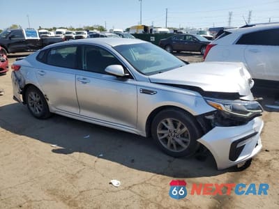 Czwarte zdjęcie samochodu z boku: 2019 KIA OPTIMA LX VIN:5XXGT4L33KG329120 - miniatura