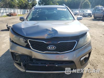 Piąte zdjęcie samochodu w środku: 2011 KIA SORENTO SX VIN:5XYKWDA20BG161248 - miniatura