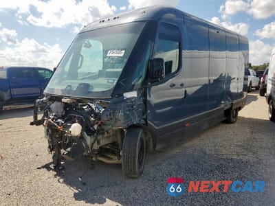 2022 RIVIAN EDV 700 7FCEHDB7XNN000799 - główne zdjęcie licytacji z USA - miniatura