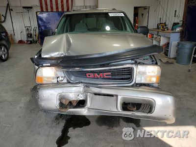 Piąte zdjęcie samochodu w środku: 1999 GMC JIMMY VIN:1GKDT13W6X2514954 - miniatura