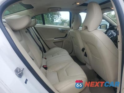 Zdjęcie 6 z 10 samochodu: 2015 VOLVO S60 PREMIER VIN:YV1612TB4F1305157 - miniatura