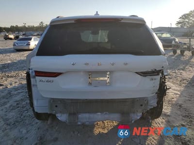 Zdjęcie 6 z 14 samochodu: 2022 VOLVO XC60 B5 MOMENTUM VIN:YV4L12DK3N1962163 - miniatura