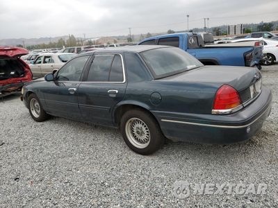 Drugie zdjęcie samochodu z przodu: 1998 FORD CROWN VICTORIA LX VIN:2FAFP74W1WX172857 - miniatura