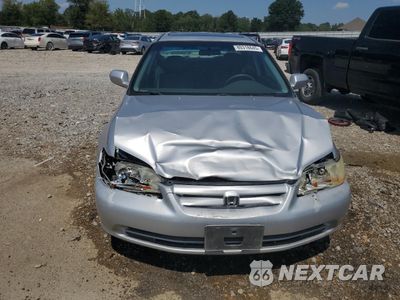 Piąte zdjęcie samochodu w środku: 2002 HONDA ACCORD EX VIN:1HGCG16572A078310 - miniatura