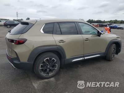 Trzecie zdjęcie samochodu z tyłu: 2023 MAZDA CX-50 BASE VIN:7MMVABXY1PN135320 - miniatura