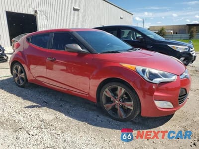 Czwarte zdjęcie samochodu z boku: 2016 HYUNDAI VELOSTER - PRI REPO - CK ENG LIGHT ON VIN:KMHTC6AD4GU290959 - miniatura