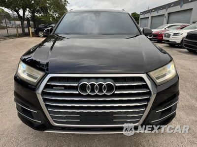 Piąte zdjęcie samochodu w środku: 2017 AUDI Q7 PREMIUM VIN:WA1AAAF76HD005567 - miniatura