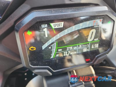 Zdjęcie 7 z 10 samochodu: 2023 KAWASAKI ZX1002 M VIN:JKBZXVM16PA005135 - miniatura