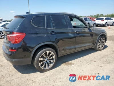 Trzecie zdjęcie samochodu z tyłu: 2016 BMW X3 SDRIVE28I VIN:5UXWZ7C59G0R32772 - miniatura