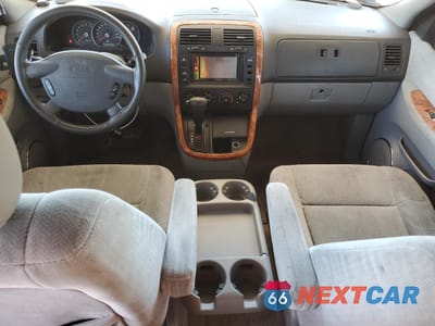 Zdjęcie 8 z 15 samochodu: 2005 KIA SEDONA EX VIN:KNDUP132856742554 - miniatura